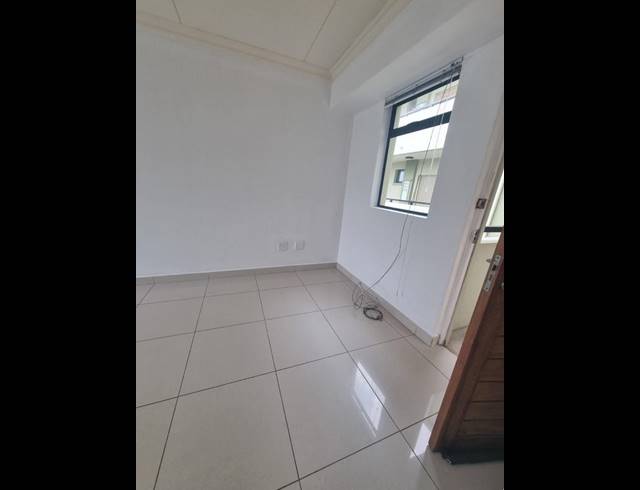 1 BEDROOM PROPERTY TO RENT IN UMHLANGA RIDGE